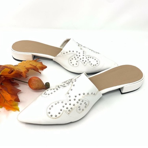 White Flats - Picture 2 of 4